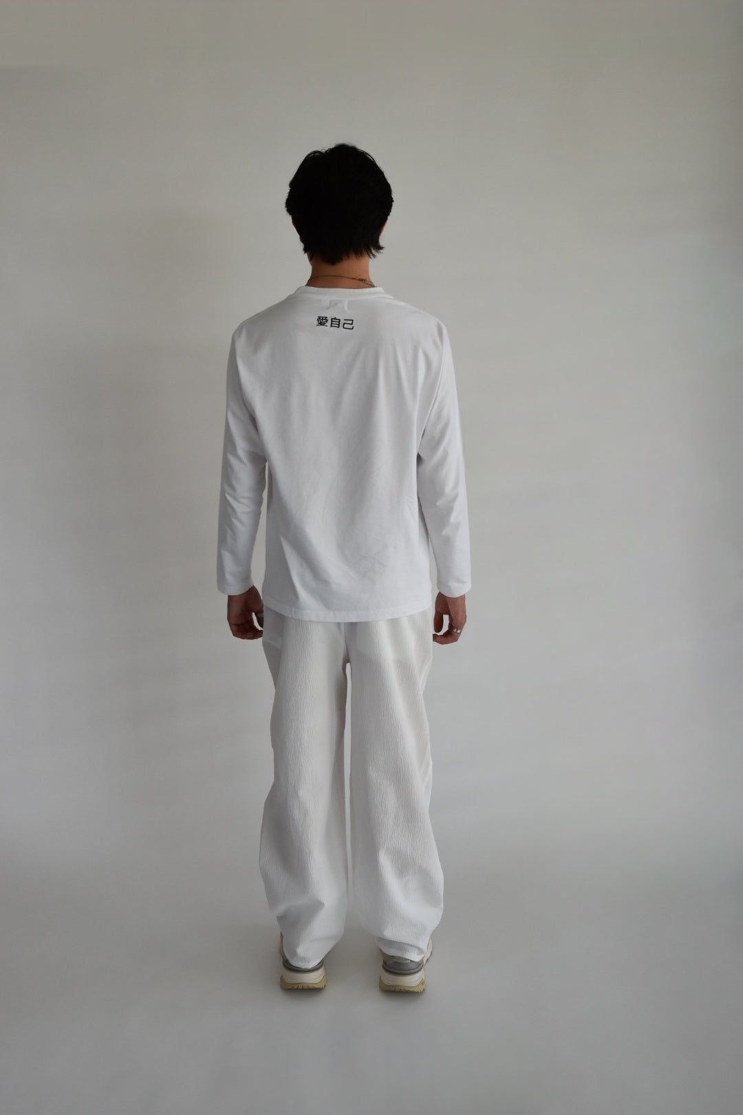 Long sleeve white